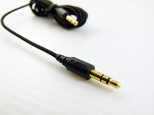 全新日本ELECOM 3.5mm鍍金接頭 不織布線身 1